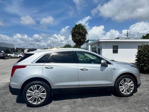 Used 2018 Cadillac XT5 Premium Luxury AWD/4WD image 8