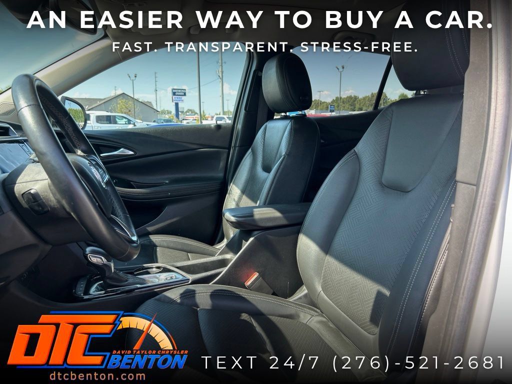 Used 2023 Buick Encore GX Essence w/ Experience Buick Package AWD/4WD image 9