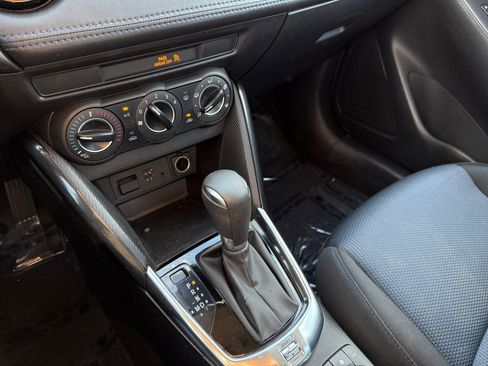 Used 2017 Toyota Yaris iA image 13