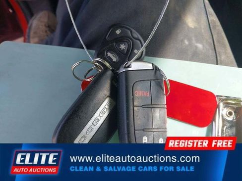 Used 2018 Dodge Journey SXT w/ Connectivity Group FWD image 21