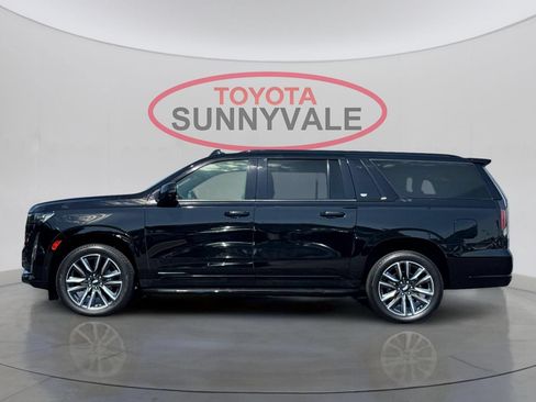 Used 2021 Cadillac Escalade ESV Sport AWD/4WD image 6