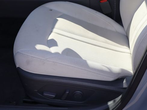 Used 2025 Hyundai Sonata SEL FWD image 13