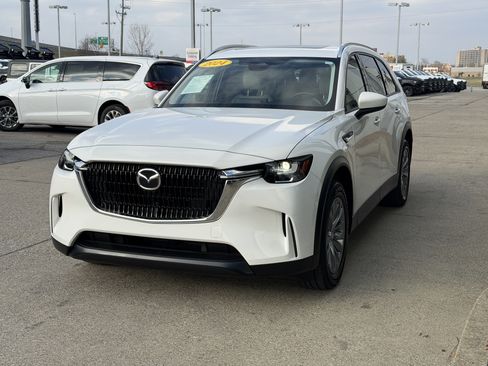 Used 2024 MAZDA CX-90 Plug-In Hybrid w/ Preferred image 17