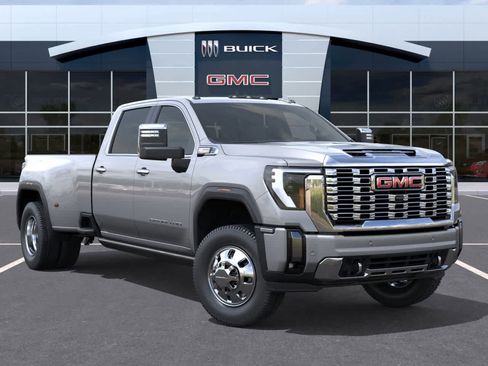 New 2026 GMC Sierra 3500 Denali w/ Denali Reserve Package AWD/4WD image 7