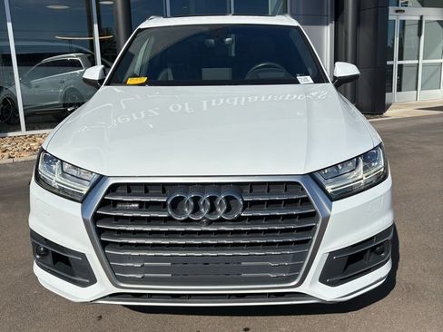 Used 2019 Audi Q7 3.0T Prestige image 3
