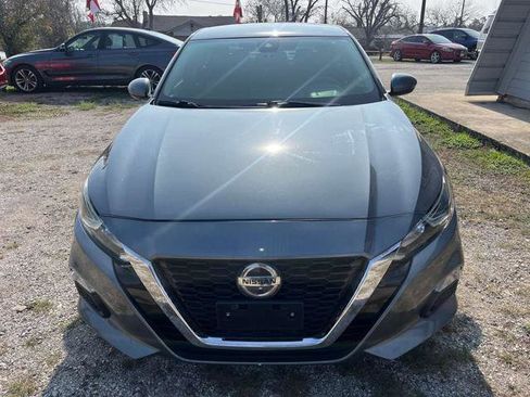 Used 2020 Nissan Altima 2.5 S w/ Driver Assist Package image 2
