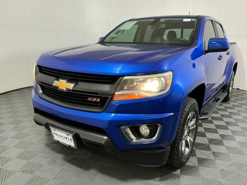 Used 2019 Chevrolet Colorado Z71 RWD image 2