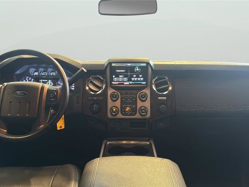 Used 2016 Ford F250 Lariat w/ Chrome Package image 11