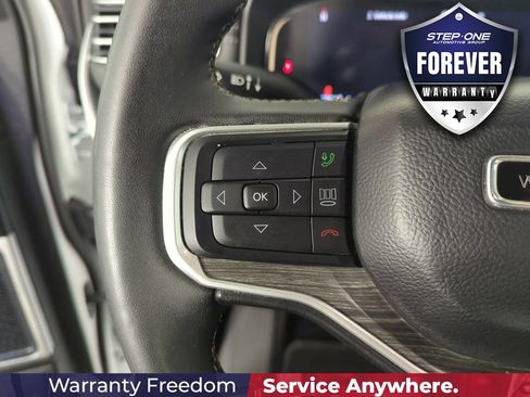 Used 2024 Jeep Wagoneer Series II w/ Flexible Seating Group RWD image 22