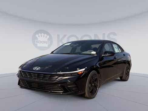 New 2026 Hyundai Elantra SEL Sport Premium FWD image 1