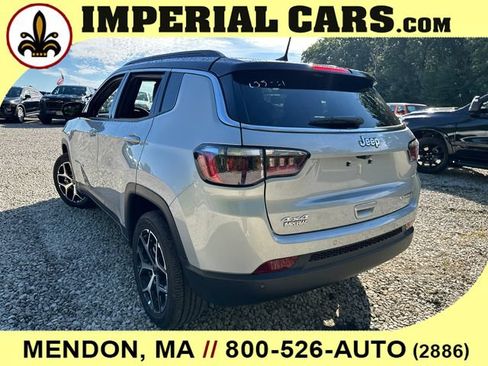 New 2026 Jeep Compass Limited w/ Sun, Sound & Navigation Group AWD/4WD image 9