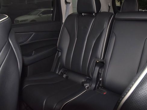 Used 2023 Acura MDX SH-AWD w/ Advance Package image 21