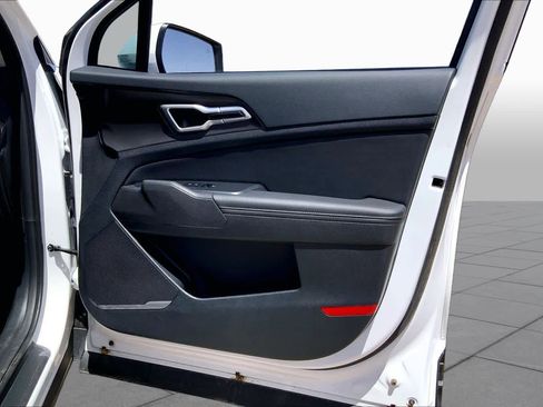 Certified 2026 Kia Sportage EX FWD image 46