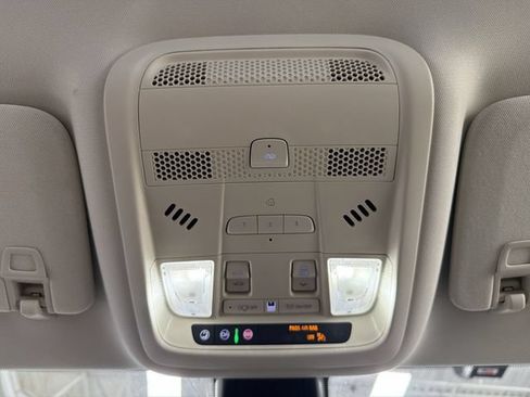 Certified 2024 Cadillac XT6 Premium Luxury w/ LPO, Floor Liner Package AWD/4WD image 22