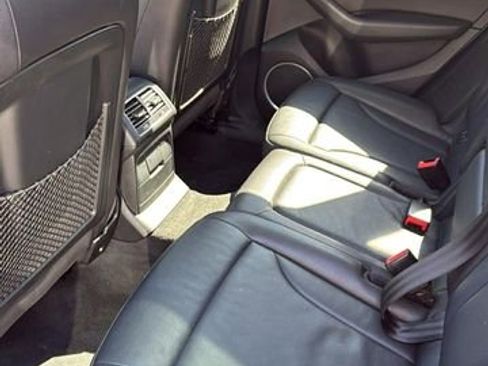 Used 2016 Audi Q5 2.0T Premium Plus w/ Technology Package image 10