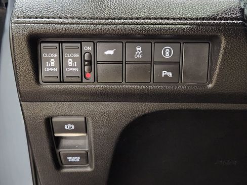 Used 2024 Honda Odyssey Touring image 43