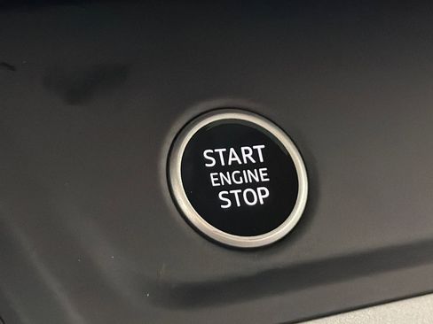 Used 2023 Audi Q3 2.0T Premium w/ Convenience Package image 21