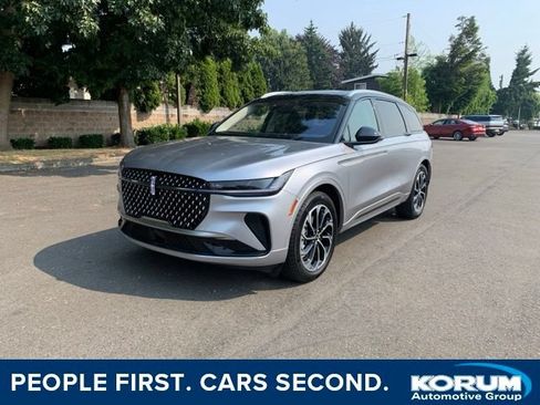 New 2026 Lincoln Nautilus Reserve AWD/4WD image 1