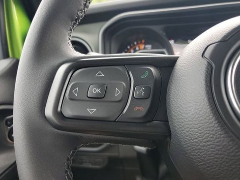 New 2025 Jeep Gladiator Mojave image 27