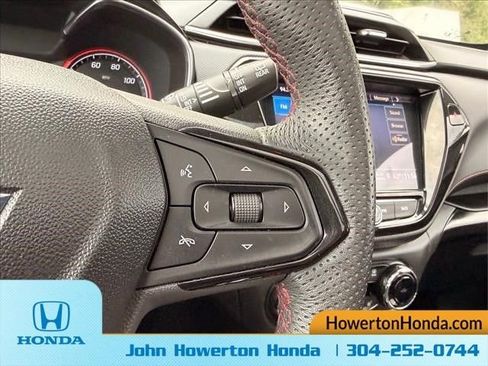 Used 2022 Chevrolet TrailBlazer RS w/ Sun and Liftgate Package AWD/4WD image 18
