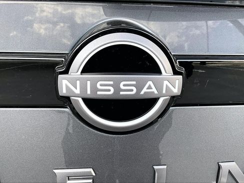 New 2026 Nissan Pathfinder SL FWD image 15