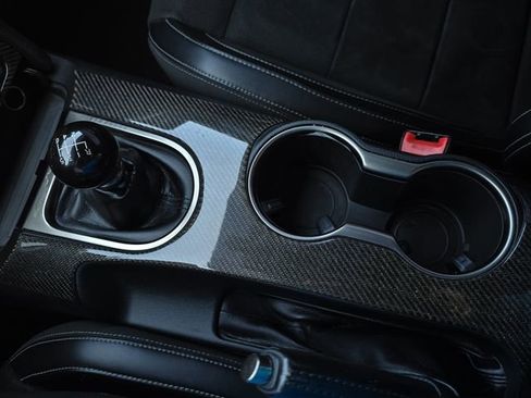 Used 2016 Ford Mustang Shelby GT350 w/ Technology Package image 25