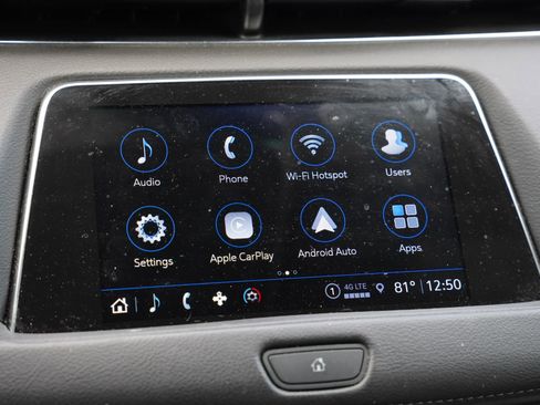 Certified 2023 Cadillac XT4 Luxury w/ Cold Weather Package image 12