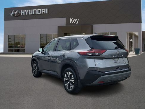 Used 2023 Nissan Rogue SV AWD/4WD image 5