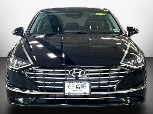 Used 2023 Hyundai Sonata Limited FWD image 2