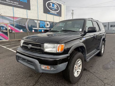 Used 1999 Toyota 4Runner SR5 image 1