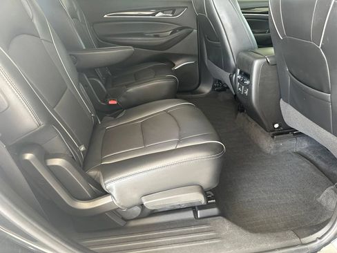 Used 2019 Buick Enclave Avenir w/ Avenir Technology Package FWD image 34