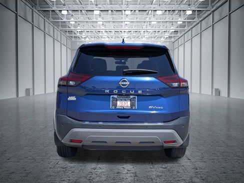 Used 2023 Nissan Rogue SV AWD/4WD image 5