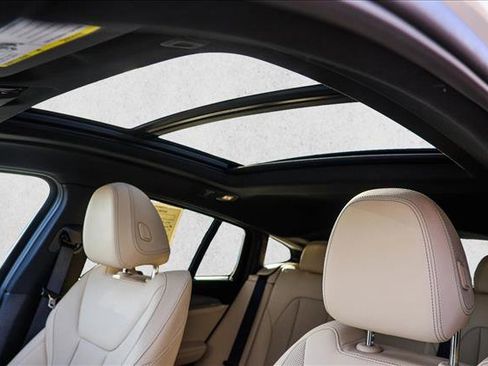 Used 2025 BMW X4 xDrive30i image 11