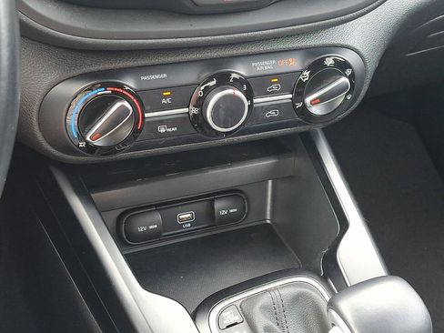 Certified 2021 Kia Soul X-Line FWD image 15