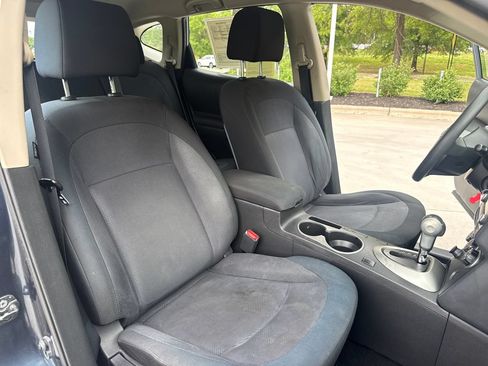 Used 2015 Nissan Rogue S w/ Convenience Package FWD image 34
