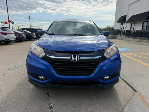 Used 2018 Honda HR-V EX-L image 2