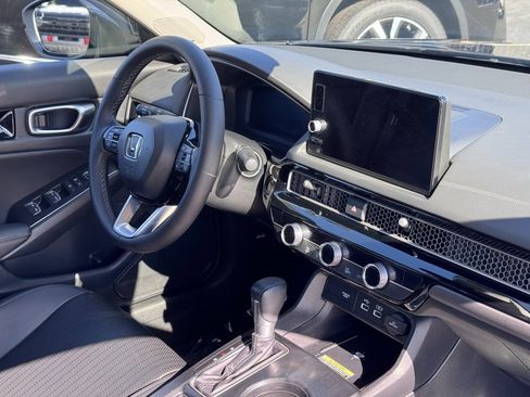 Used 2024 Honda Civic Touring image 27