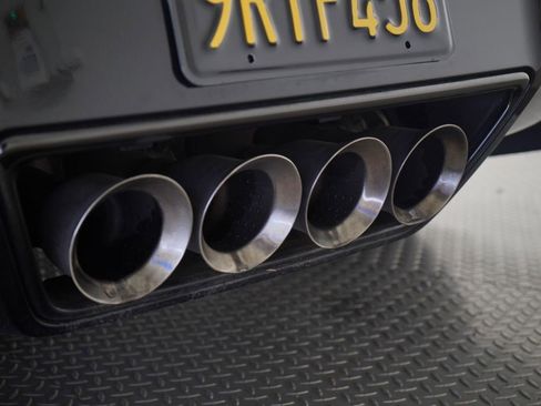 Used 2017 Chevrolet Corvette Stingray Coupe w/ Z51 1LT image 10