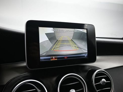 Used 2019 Mercedes-Benz GLC 300 image 15
