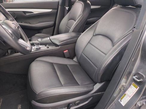 Used 2019 INFINITI QX50 Luxe w/ Navigation Package image 13