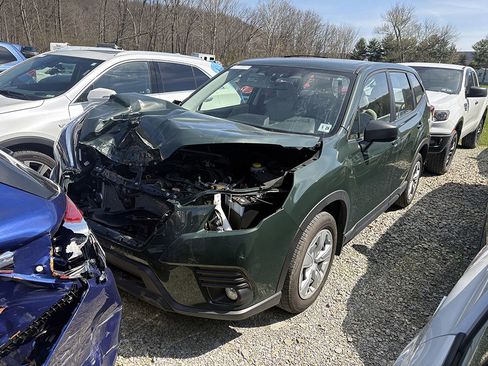 Used 2023 Subaru Forester image 1