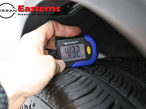 Used 2023 Nissan Rogue SV AWD/4WD image 27