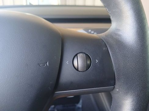 Used 2023 Tesla Model 3 Performance AWD/4WD image 18