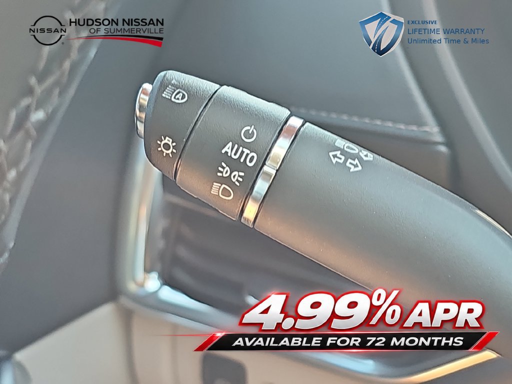 Used 2023 Cadillac XT4 Premium Luxury w/ Technology Package FWD image 36