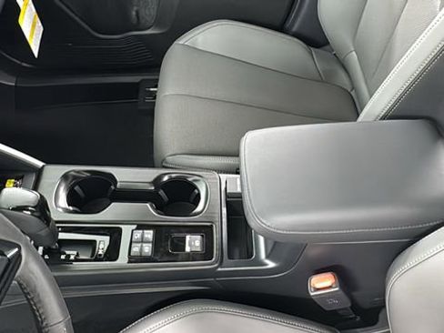 New 2026 Subaru Outback Limited XT image 34