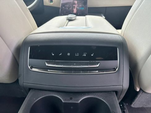 Used 2025 Cadillac Escalade Sport w/ Touring Package AWD/4WD image 20
