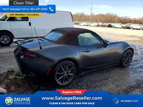 Used 2018 MAZDA MX-5 Miata Club image 4