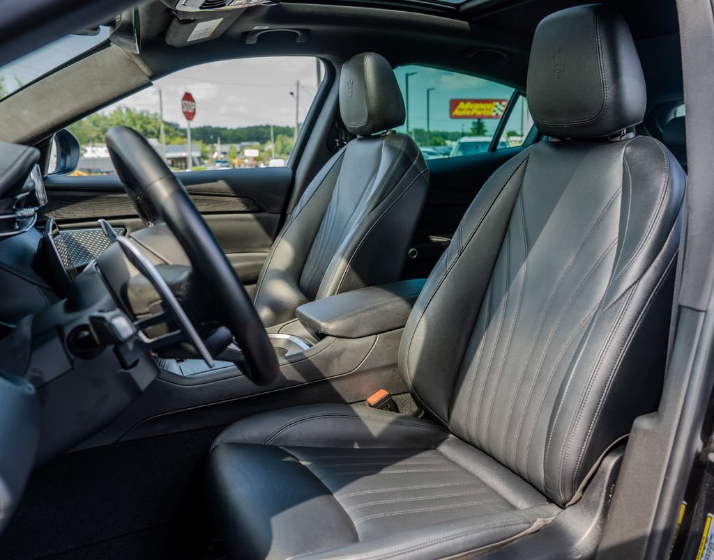 Used 2023 Maserati Grecale Modena AWD/4WD image 18