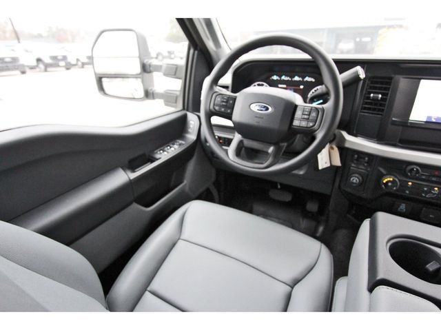 New 2025 Ford F350 XL RWD image 7