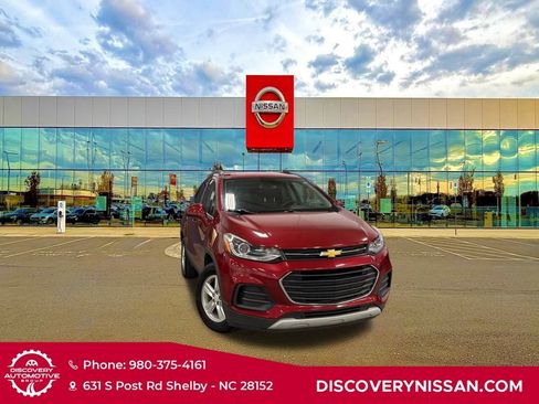 Used 2018 Chevrolet Trax LT image 1